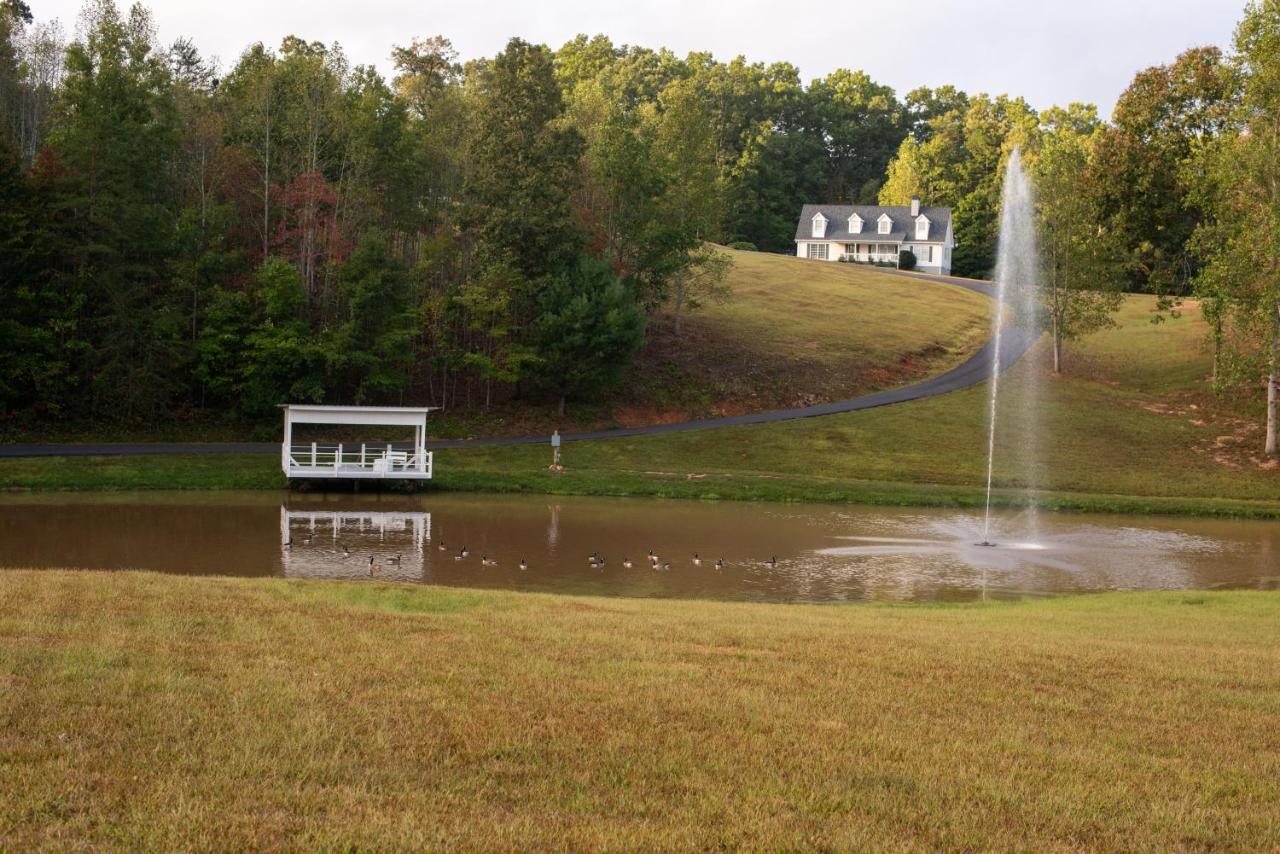 Dahlonega Resort And Vineyard Exterior photo