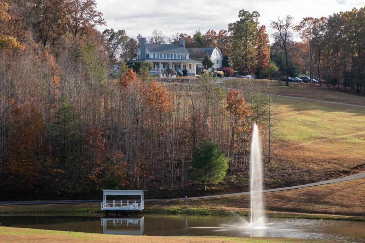 Dahlonega Resort And Vineyard Exterior photo